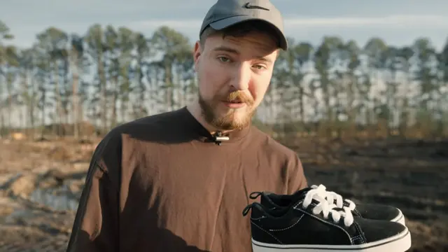 mrbeast and @yeezybusta teamed up to donate 20,000 shoes to school