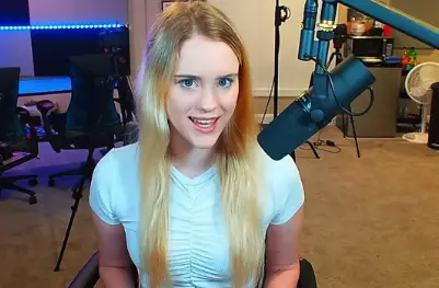 MrBeast’s Girlfriend, Thea Booysen’s First Hype Chat Donation: Raises Concerns Over Twitch’s Monetization System!