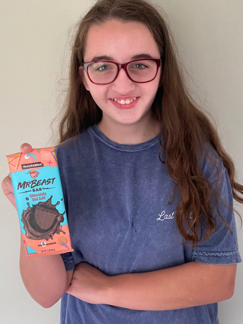 MrBeast's Sea Salt Chocoalte Bar - A Delicious Review From